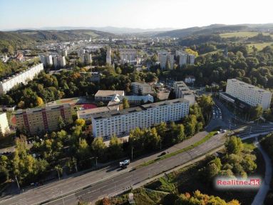 Prenájom - Obchodné priestory - Banská Bystrica