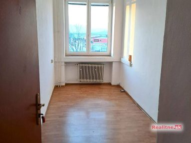 Kancelárske priestory na prenájom 10,7 m2, Poprad - Západ