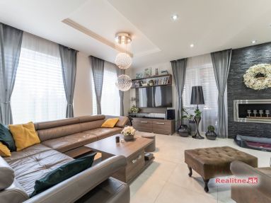 Predaj 5 izb. luxusného RD, typu bungalov, na 6,65 á pozemku, Kvetoslavov - Rozárium