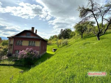 PREDAJ - dom s pozemkom 3746 m2 iba 69.990,- € - REMENINY