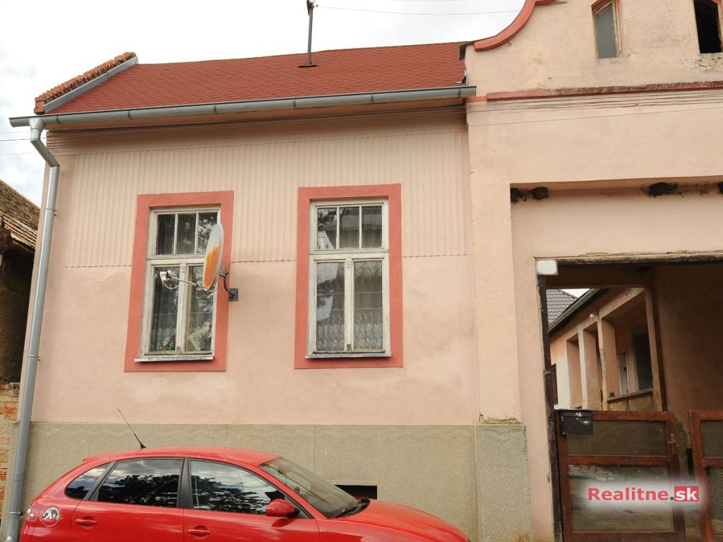 Rodinný dom Na predaj 