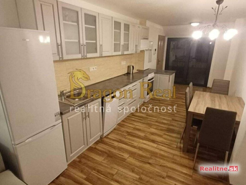 PRENÁJOM – 2 izbový byt v centre ul.Slovenská – PREŠOV