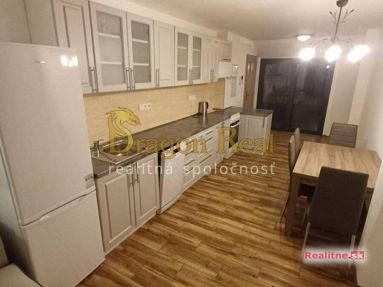 PRENÁJOM – 2 izbový byt v centre ul.Slovenská – PREŠOV