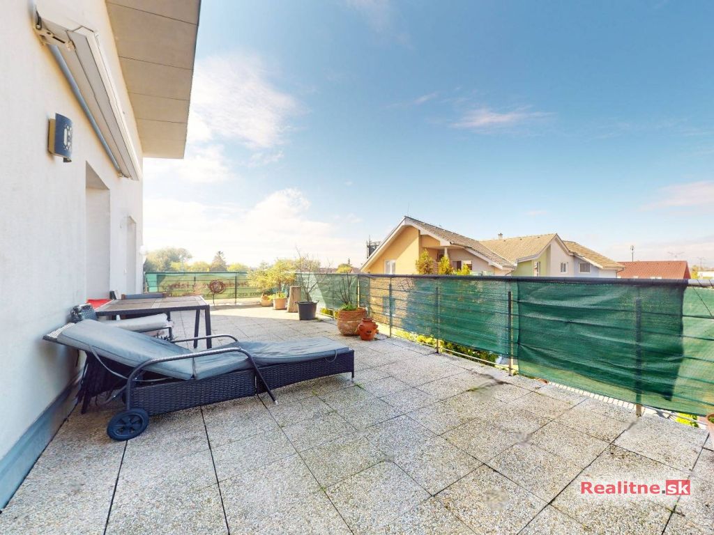 4 izbový byt 10min od centra Bratislavy