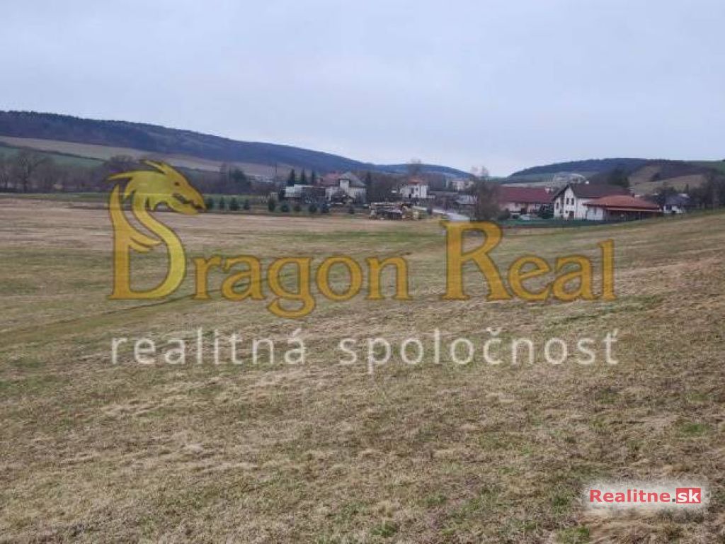 PREDAJ – 6 Pozemkov na výstavbu rodinných domov – SVINIA