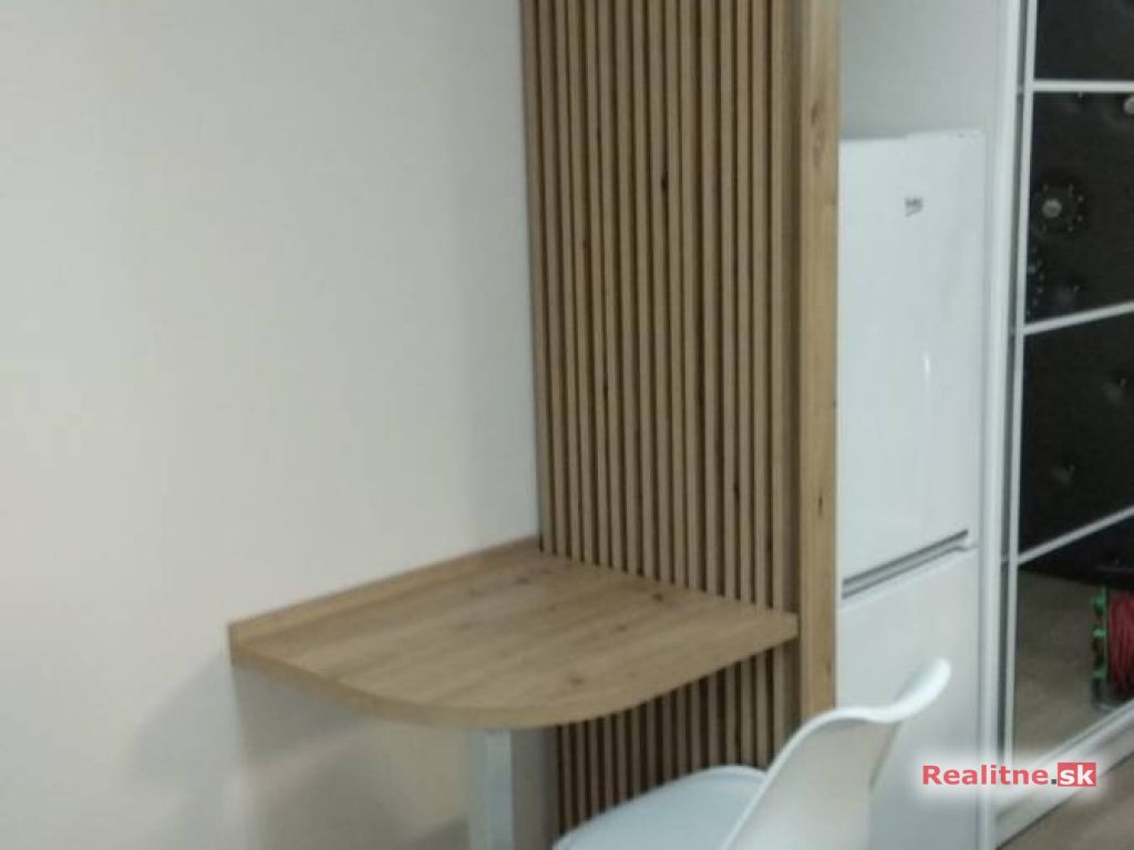 Prenajmem garsonku na Blagoevovej 18, Bratislava
