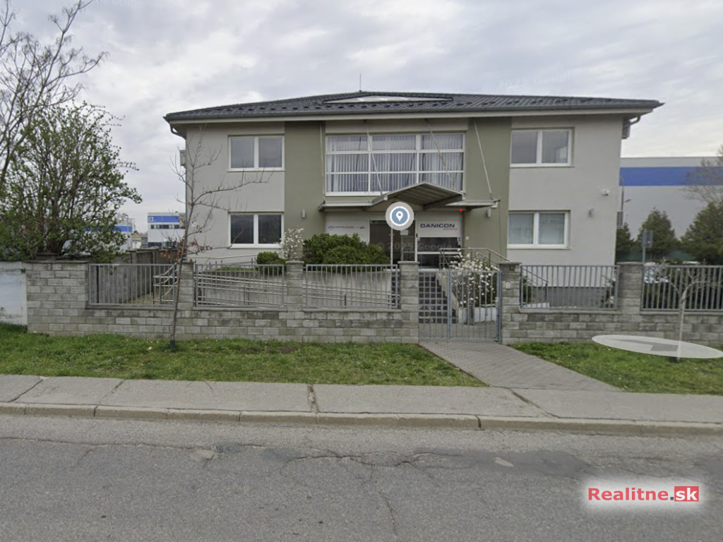 PONUKA NA PRENÁJOM  KANCELÁRSKE PRIESTORY RAČA