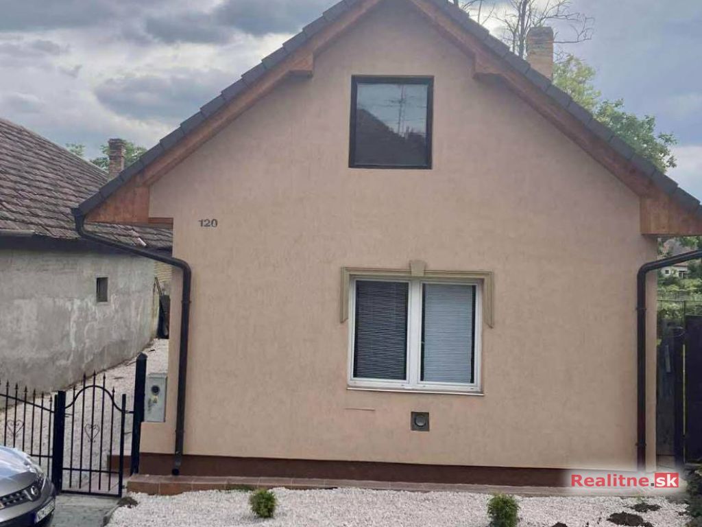 Zrekonštruovaný rodinný dom v obci Mužla, okr. Nové Zámky